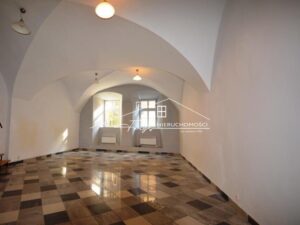 Podkarpackie. Przemyśl. rynek Rynek. Wynajem powierzchni komercyjnych (272/2609/OLW)