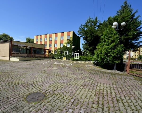 Podkarpackie. Jarosław. Nieruchomości komercyjne na sprzedaż (142/2609/OOS)