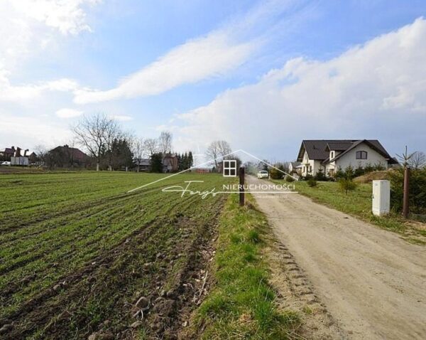 Podkarpackie. Wierzbna. Sprzedaż działek (903/2609/OGS)