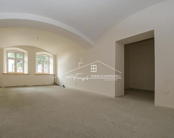 Podkarpackie. Jarosław. ul. Rynek. Wynajem powierzchni komercyjnych (262/2609/OLW)